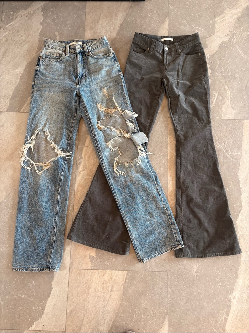 PacSun Women's Flare Jeans Duo - Distressed Blue & Washed Black